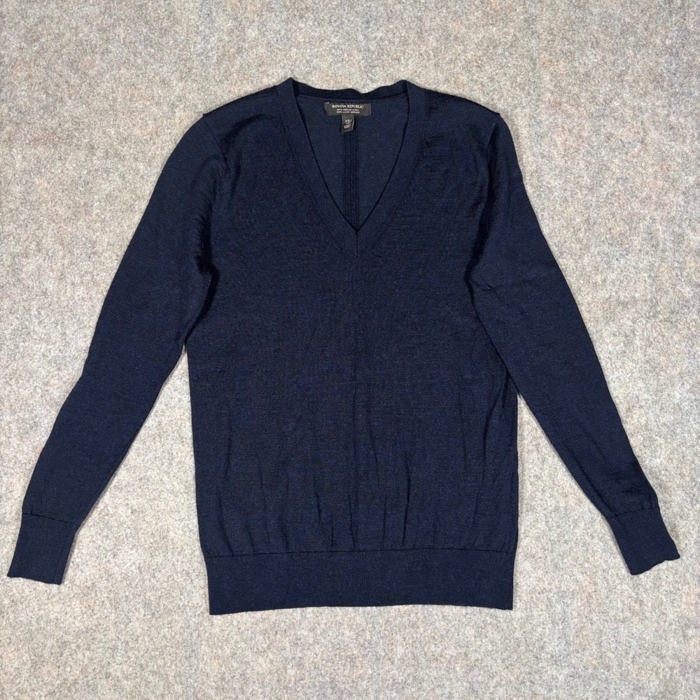 Banana Republic V-Neck Sweater Mens XS Navy Blue 100% Merino Wool Knit Cozy